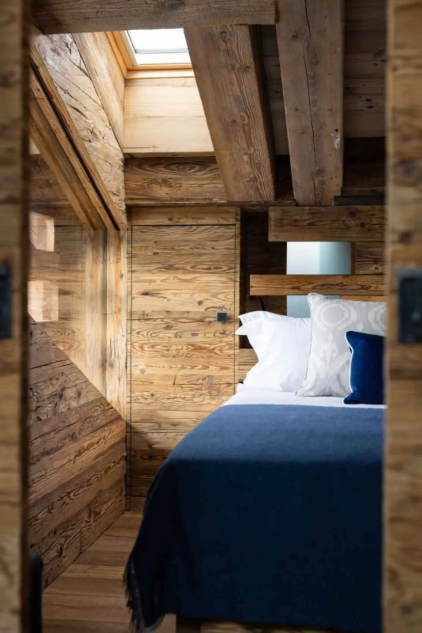 MAGNIFICENT ALPINE CHALET - Photo 6 of 9