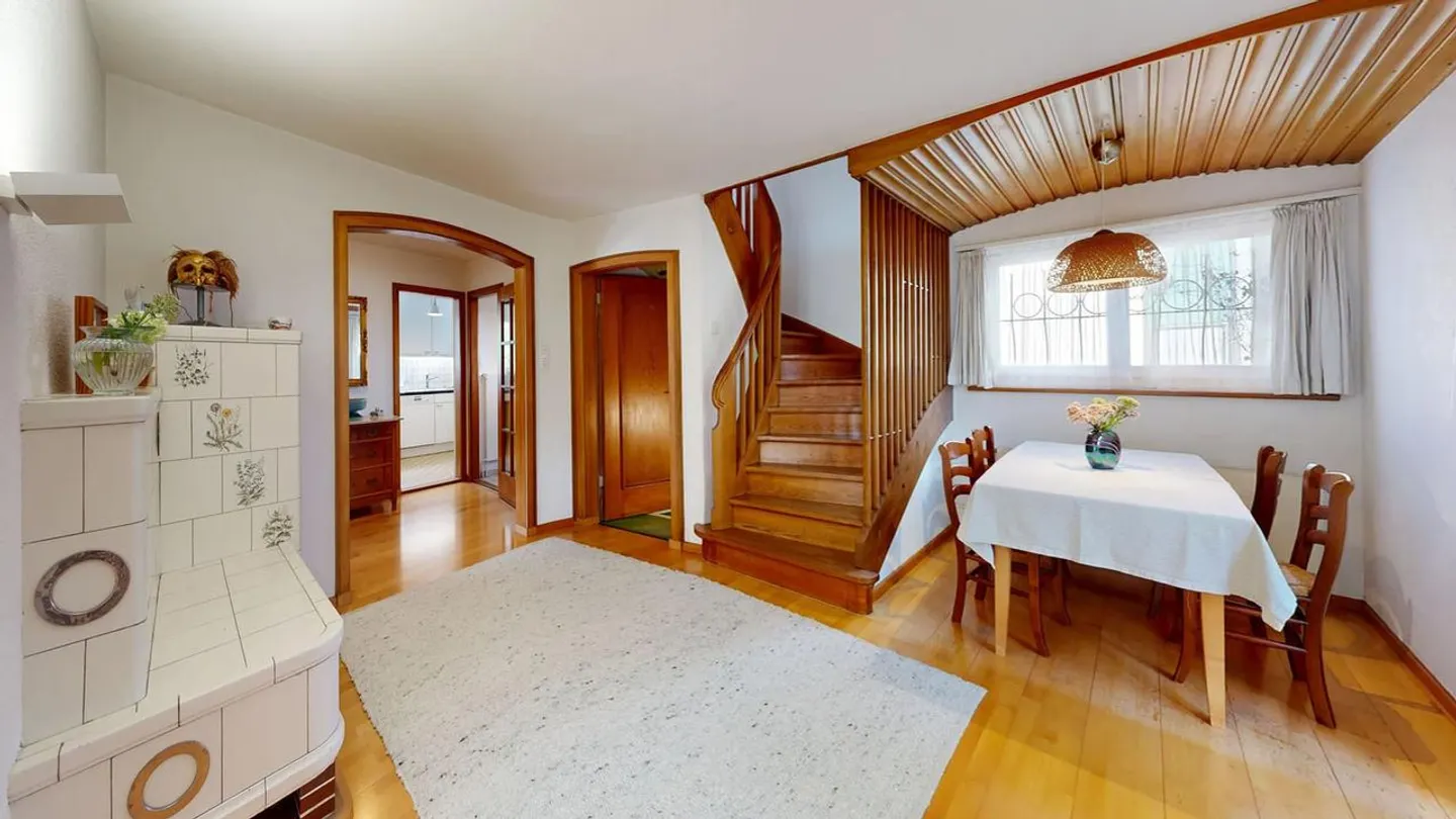 Freistehendes Einfamilienhaus mit Garten - Foto 4 von 21