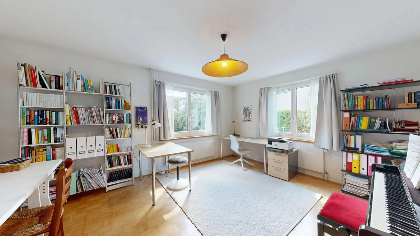 Freistehendes Einfamilienhaus mit Garten - Foto 9 von 21