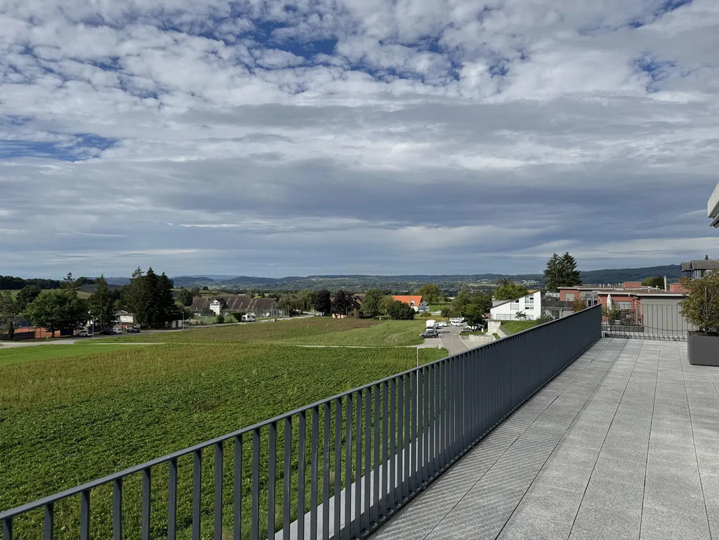 Vivere esclusivo con vista a Uhwiesen - Foto 12 di 17