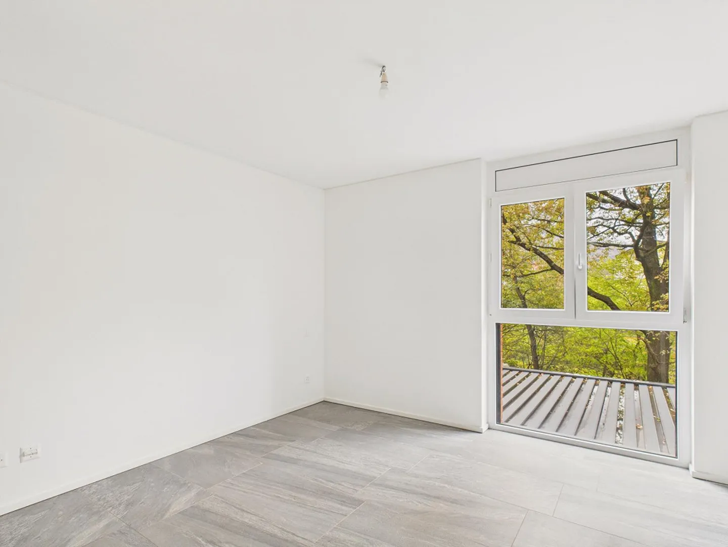 Appartamento moderno con terrazza - Foto 9 di 17