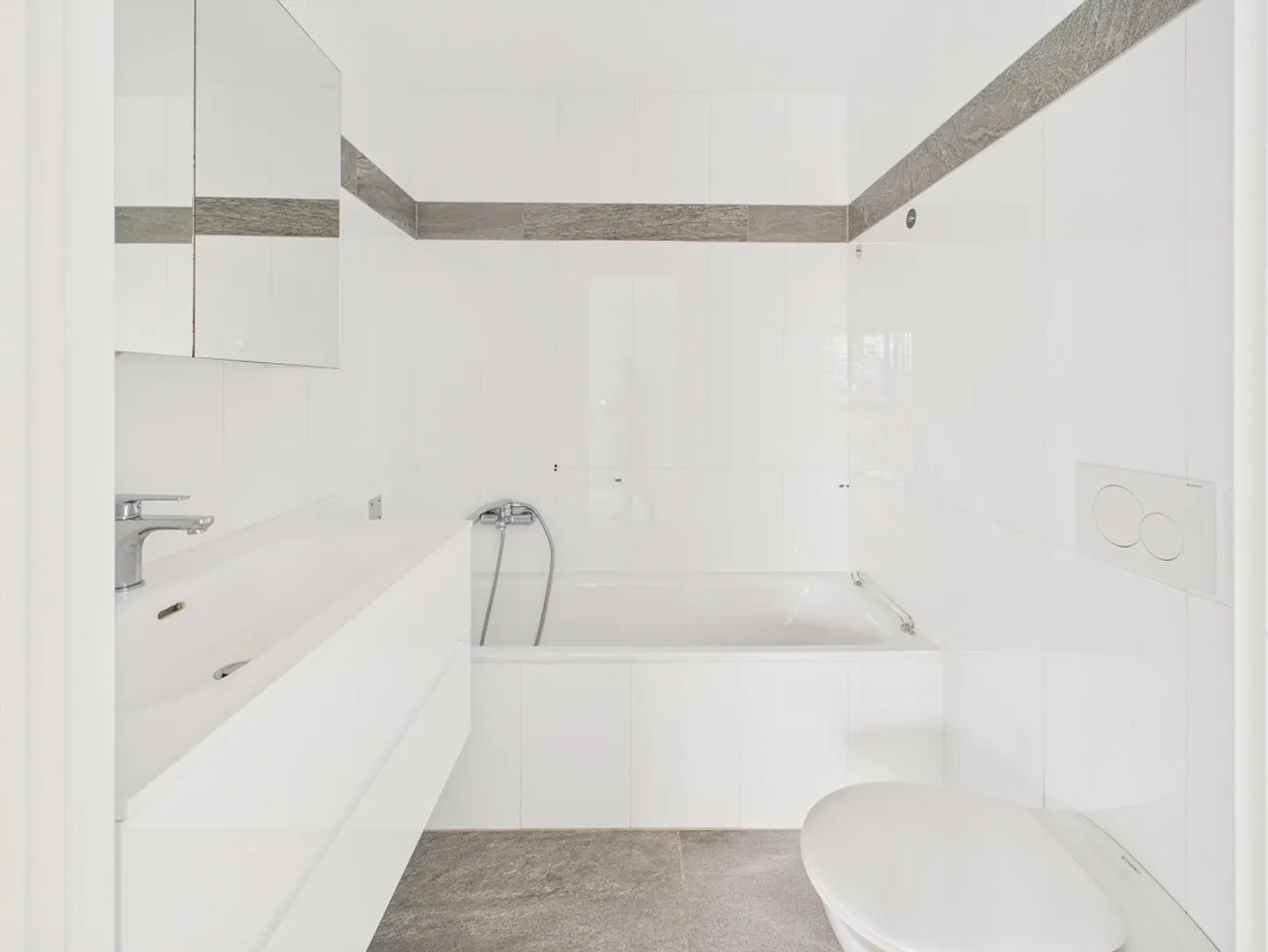 Appartamento moderno con terrazza - Foto 11 di 17