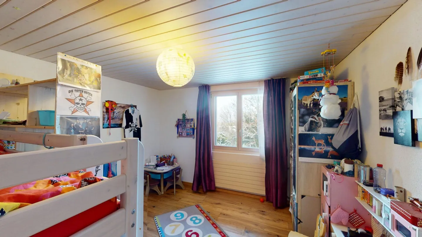 Situato in posizione tranquilla, vista mozzafiato, ristrutturato e con grande potenziale - Foto 6 di 14