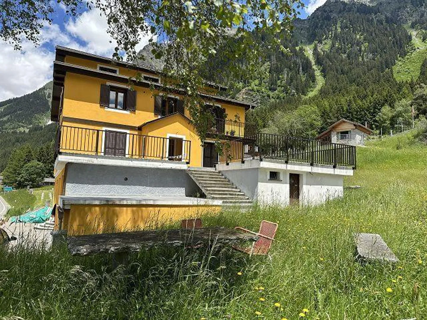 Albergo Moesa in una posizione molto tranquilla e soleggiata con vista - Foto 32 di 34