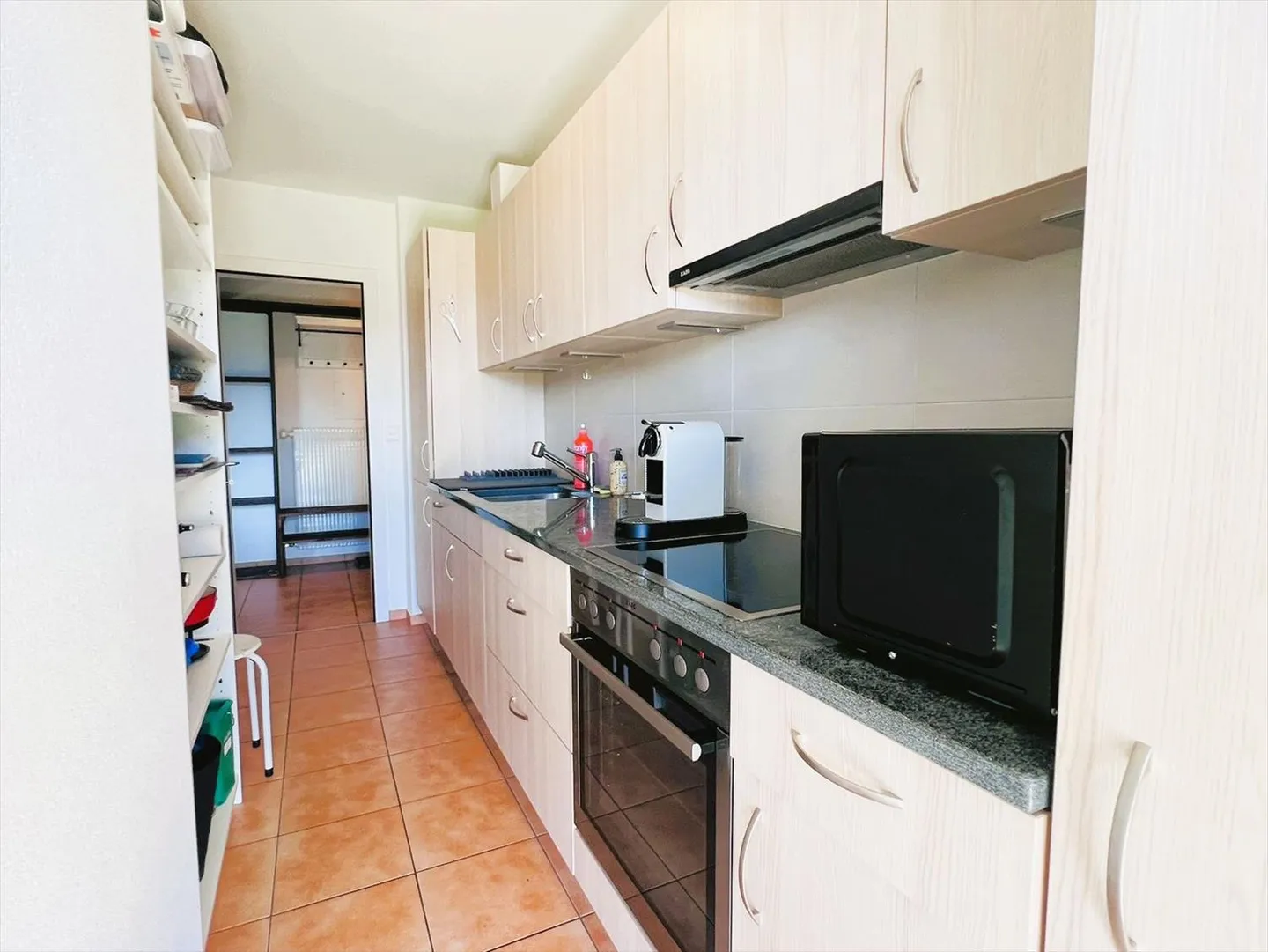 Apartment with terrace 2.5 rooms - Photo 8 of 19