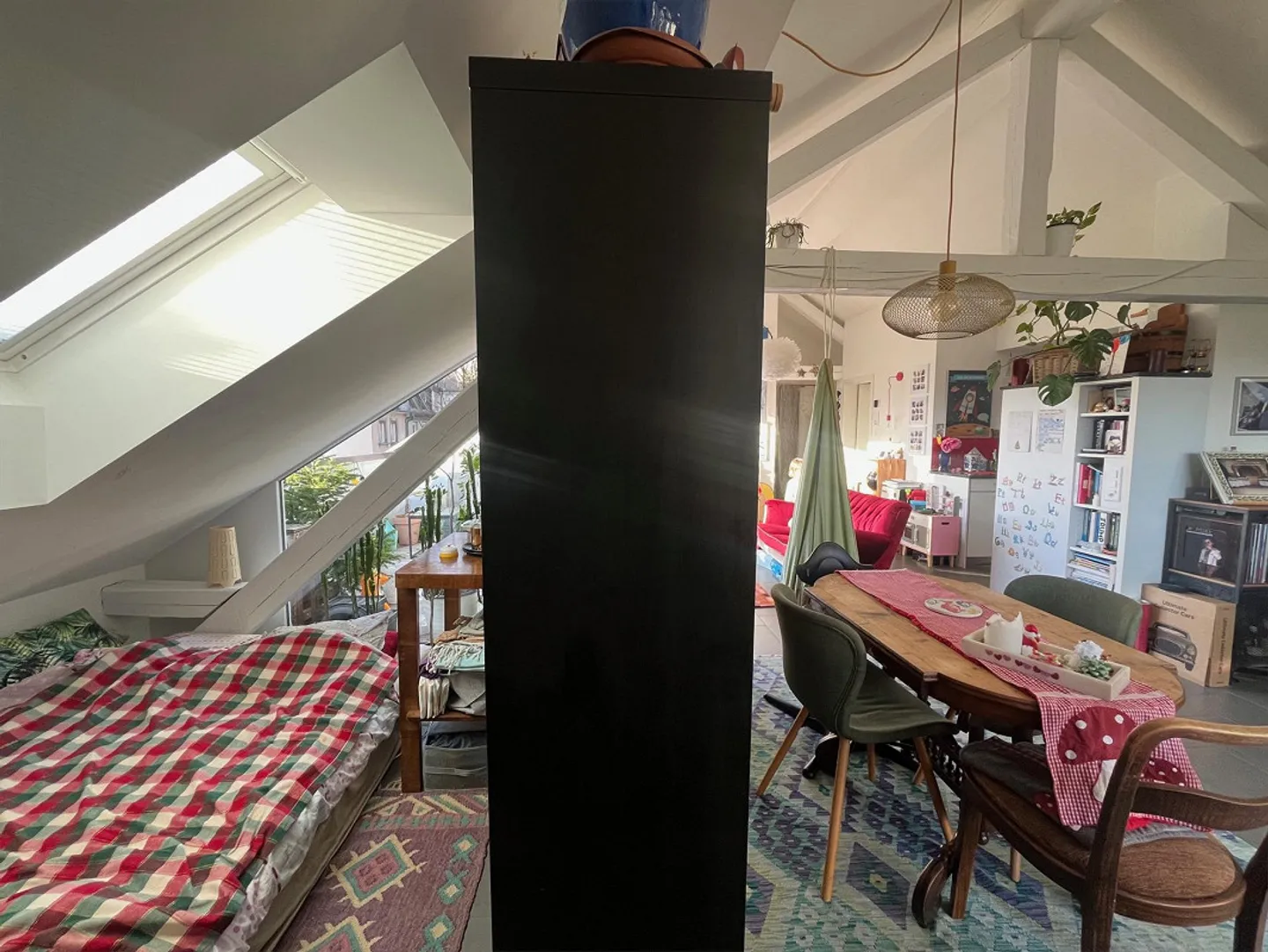 Sehr helle und ruhige 2,5-Zimmer-Attika-Wohnung mit Terrasse, traumhaftem Ausblick & Parkplatz - Foto 7 von 12