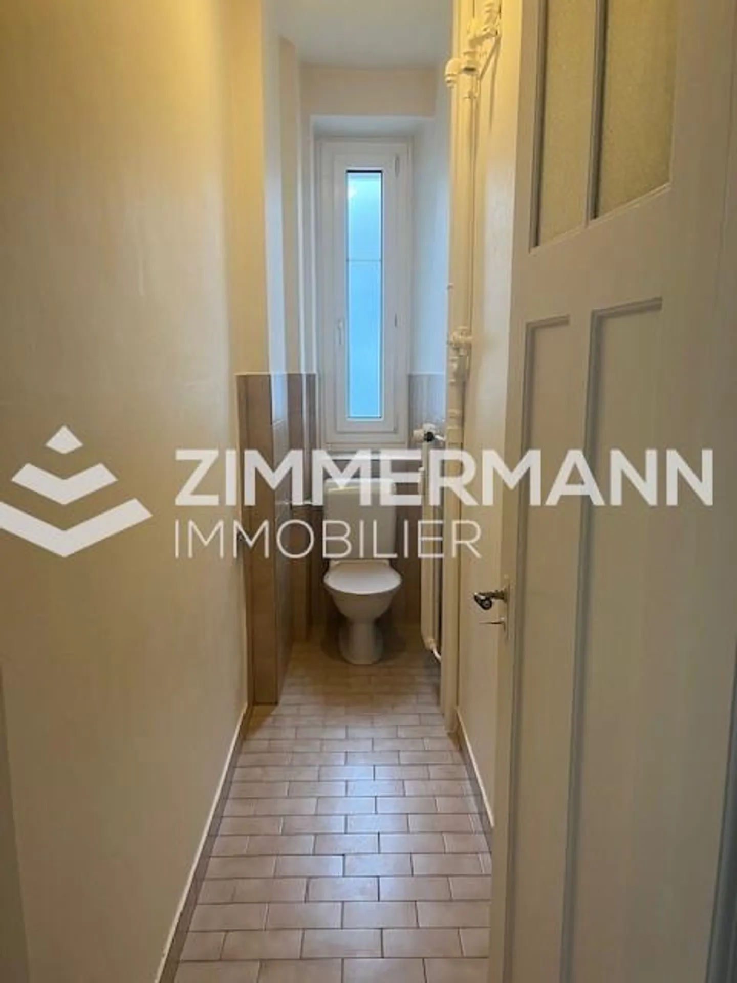 Apartment for rent - Photo 4 of 10