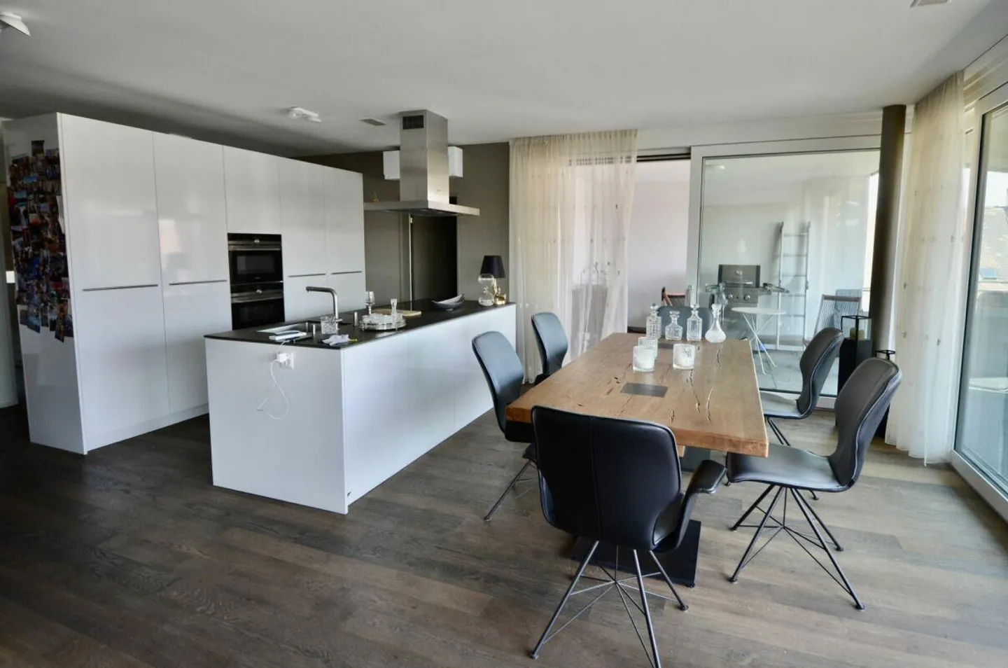 4.5 Room Attic Apartment with Balcony and Loggia - Photo 5 of 13