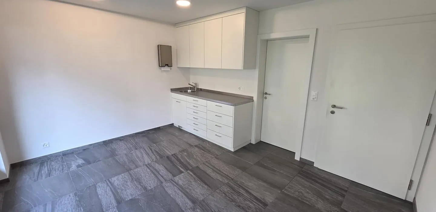 Completely Renovated Medical Practice Room in the Heart of the City - Photo 7 of 8