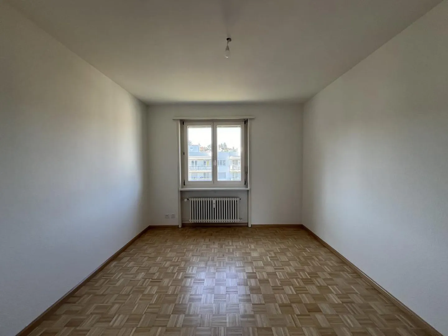 Appartamento familiare amichevole nella migliore posizione a Binningen - Foto 7 di 8
