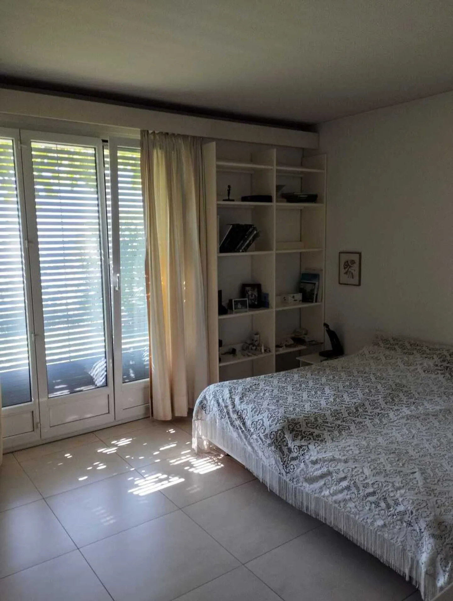 MURALTO – Elegant apartment with private pool and stunning lake view - Photo 18 of 22