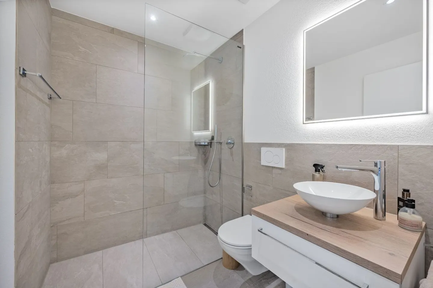 4.5 Room apartment - Photo 4 of 13