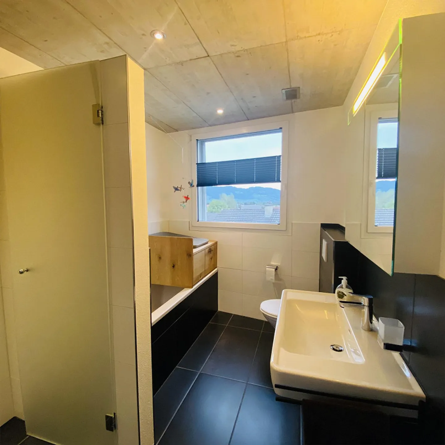 5.5 Room Attic Apartment - Photo 11 of 23