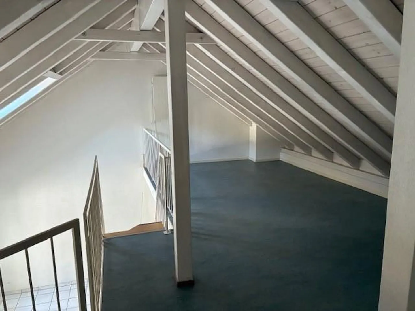 Bella, luminosa appartamento di 2,5 stanze con grande galleria - Foto 11 di 15