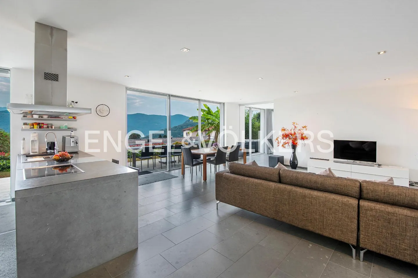 Appartamento moderno ed elegante con vista panoramica - Foto 4 di 13