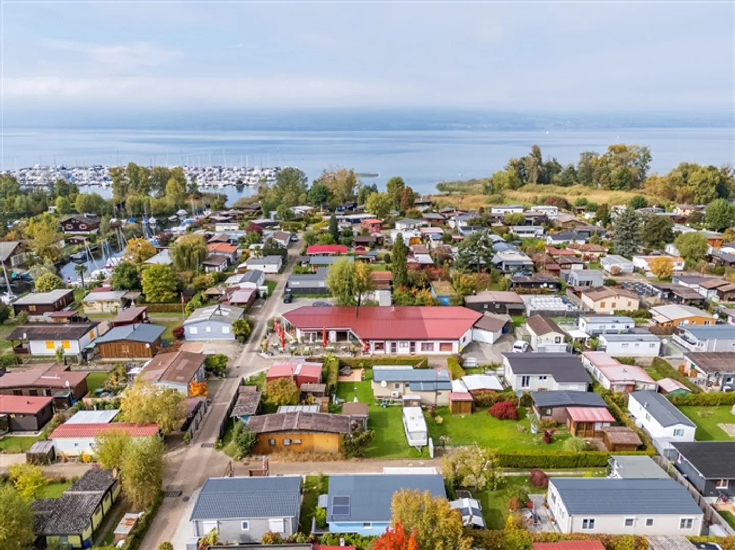 «Restaurant im Herzen einer privilegierten Lage am Ufer des Neuenburgersees» - Foto 1 von 13