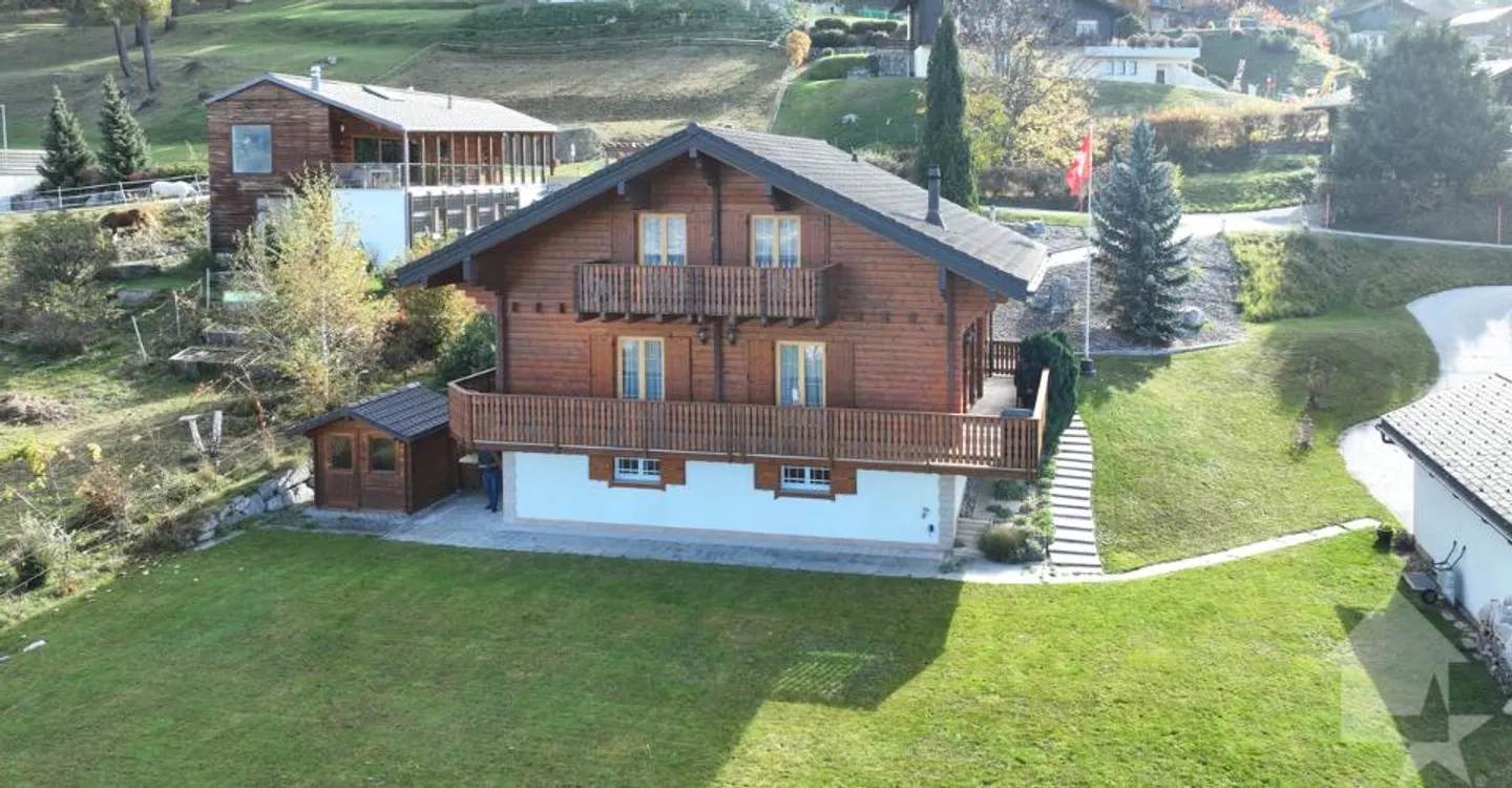 Chalet avec vue alpine imprenable - Photo 1 sur 13