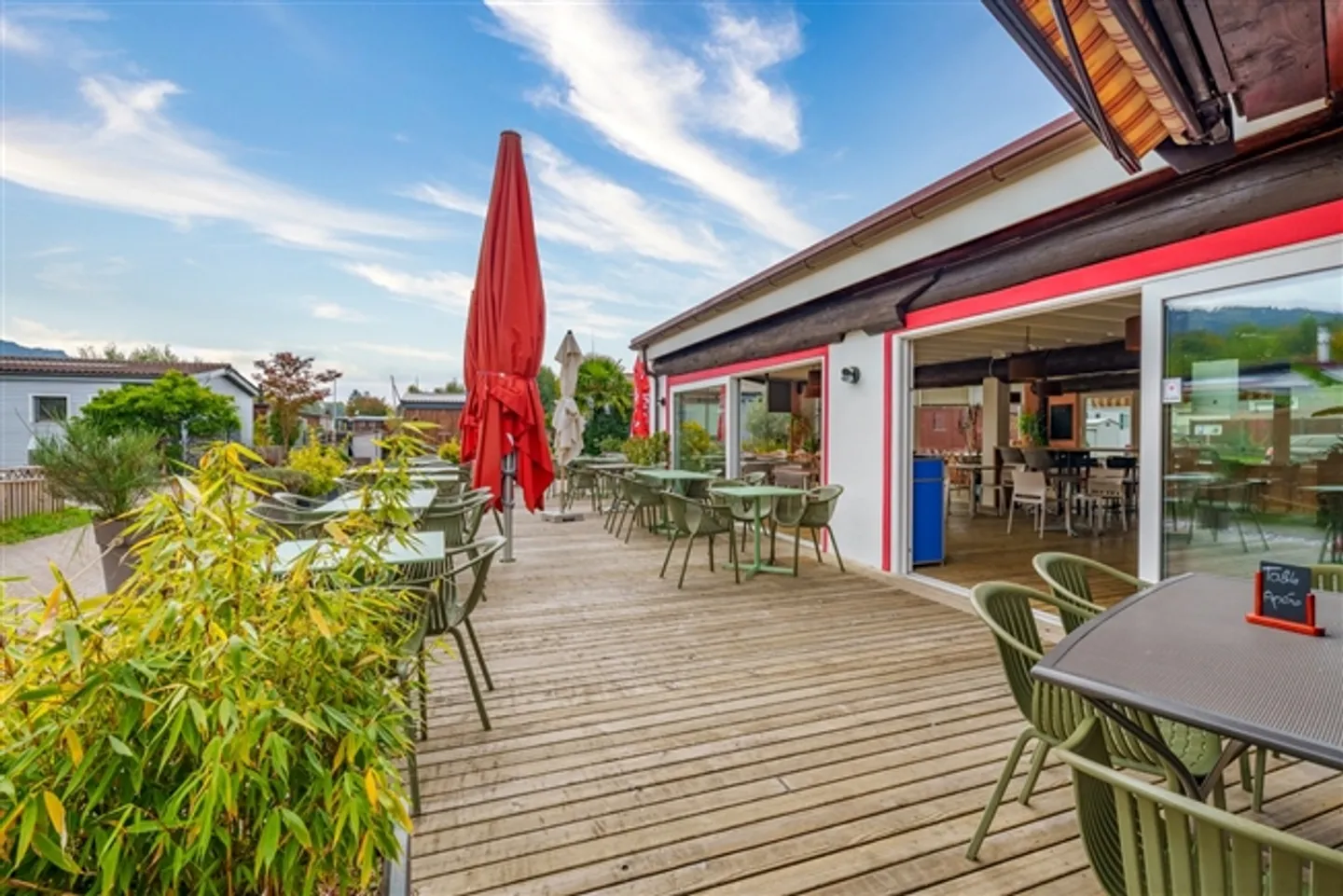 «Restaurant im Herzen einer privilegierten Lage am Ufer des Neuenburgersees» - Foto 5 von 13