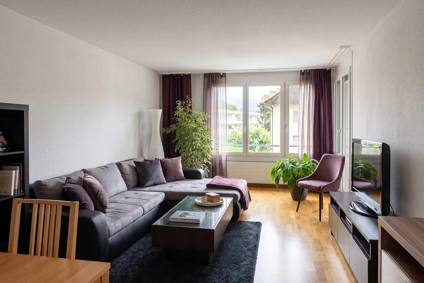 TOTAL RENOVATED: 3-Room Penthouse on the 3rd Floor - Photo 4 of 9