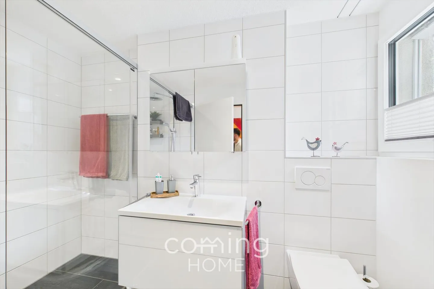 Exklusive 4.5-Zimmer-Attikawohnung in Brig - modern, sonnig und mit Alpenpanoram - Foto 10 von 12