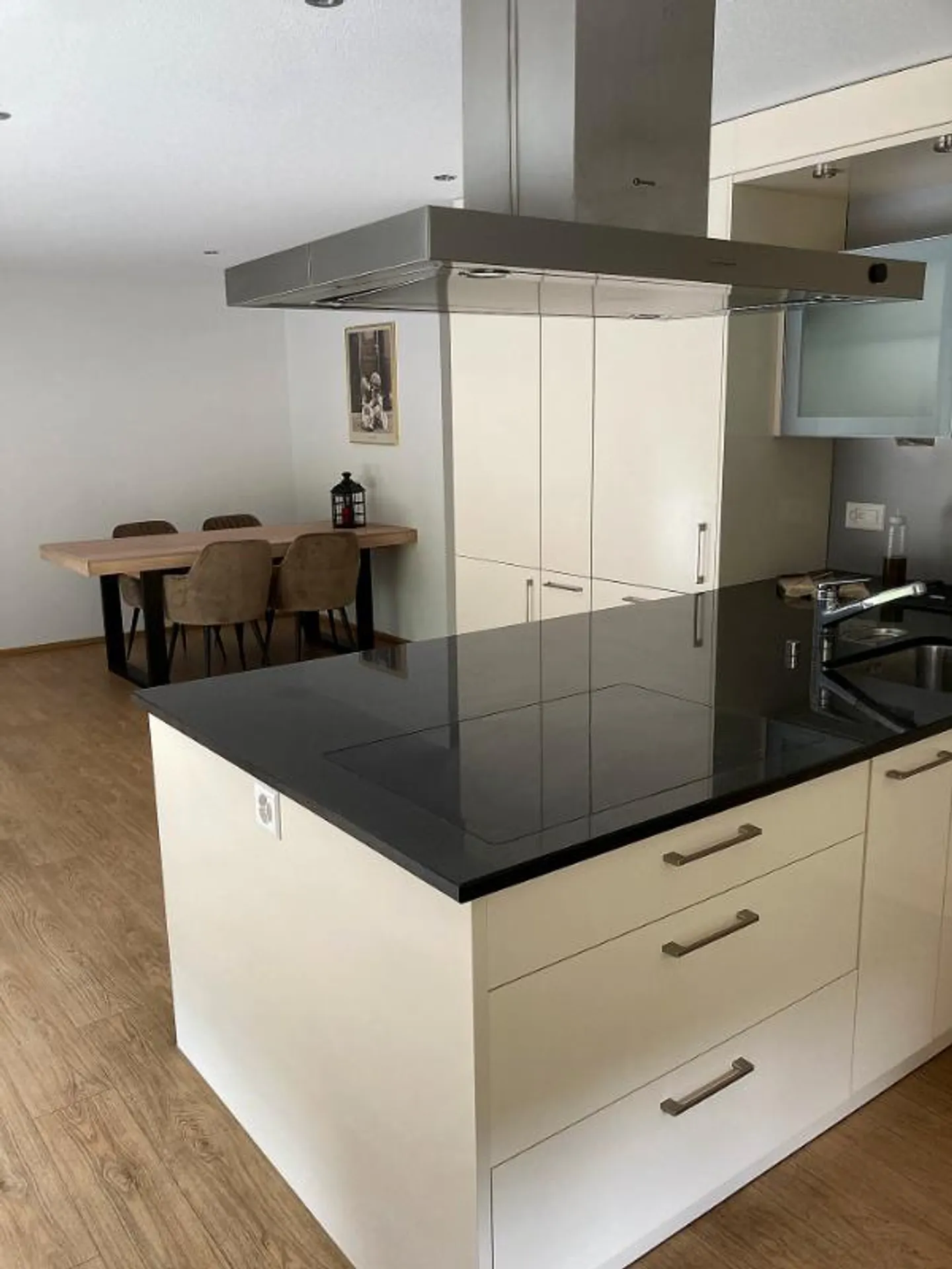 Appartement meublé à vendre - Photo 4 sur 10