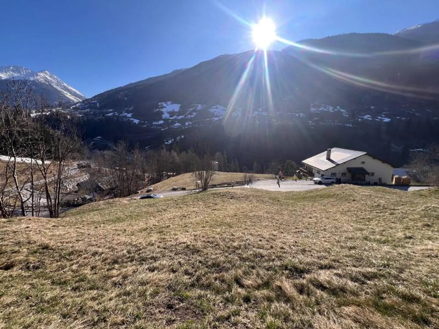 Parcelle avec vue dégagée à Vissoie - Photo 1 sur 4