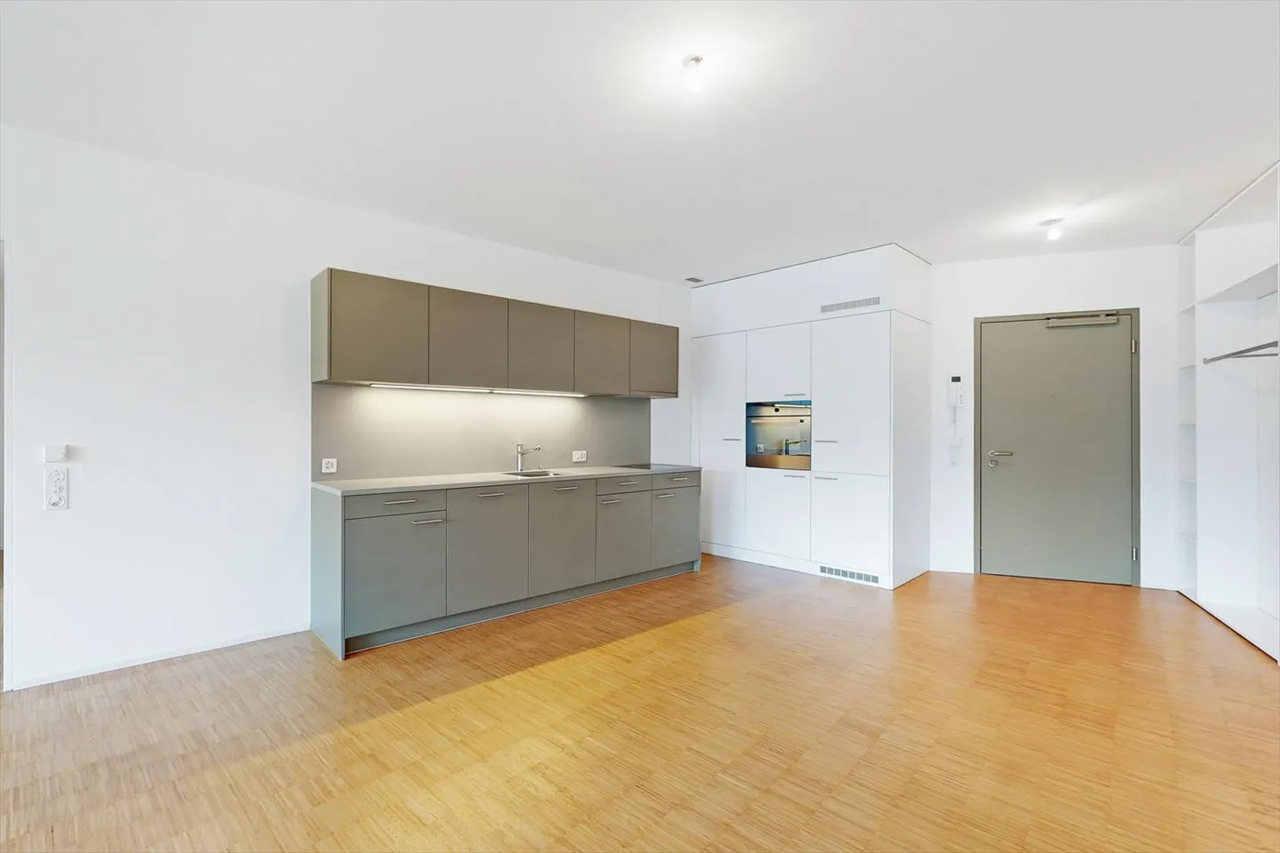 Enjoy panoramic views! - Photo 2 of 9
