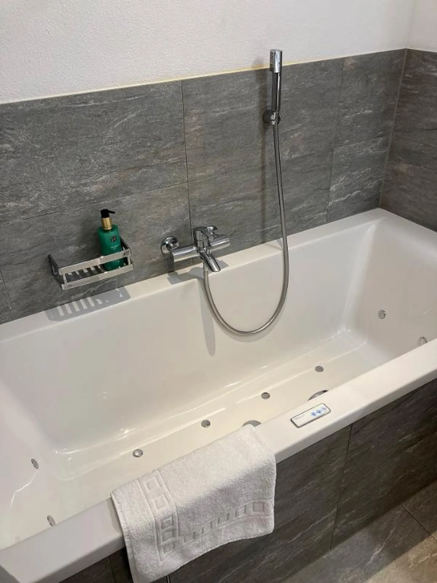 Appartement meublé à vendre - Photo 9 sur 10