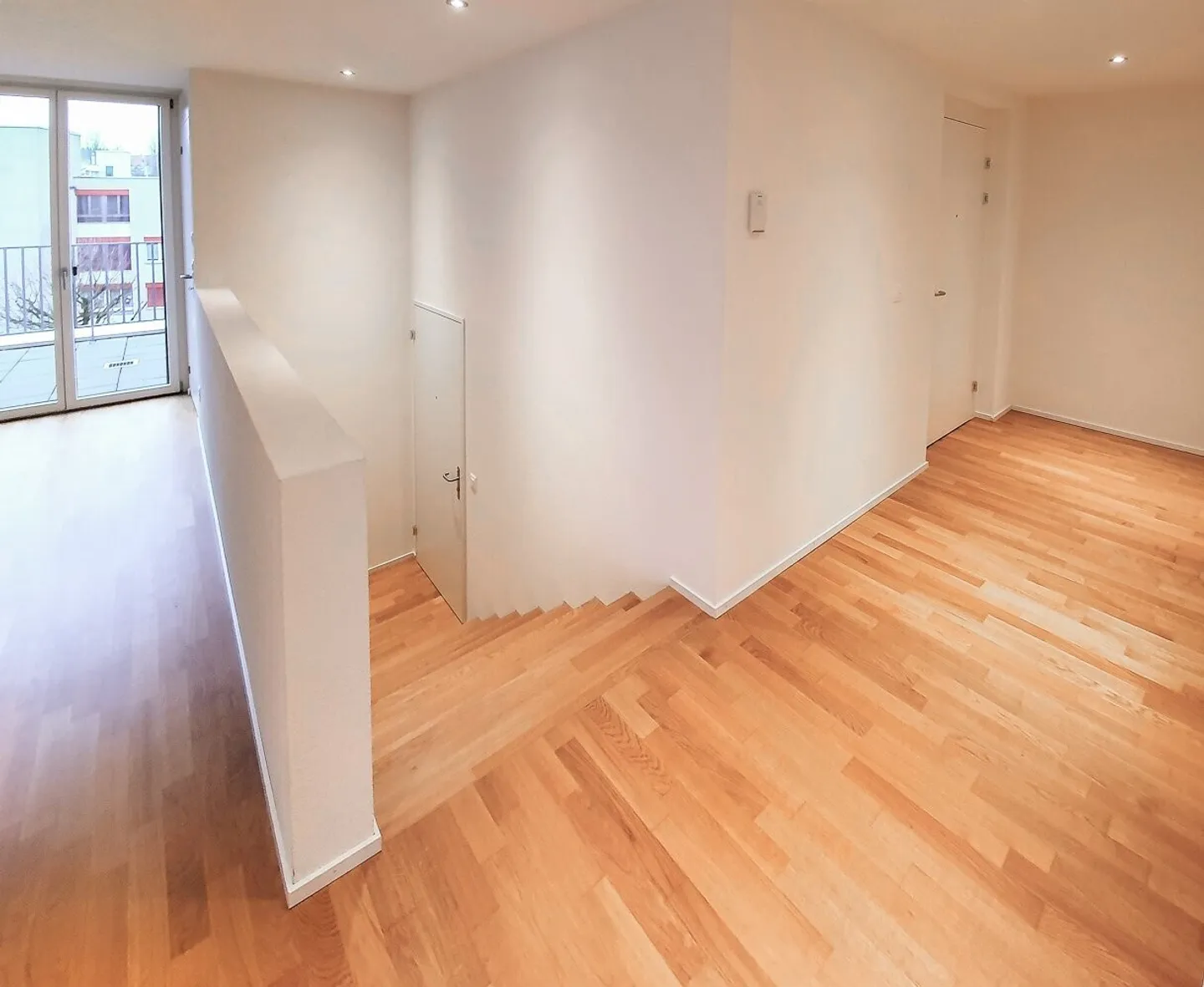 Exclusive Living in Moosseedorf - Photo 2 of 8