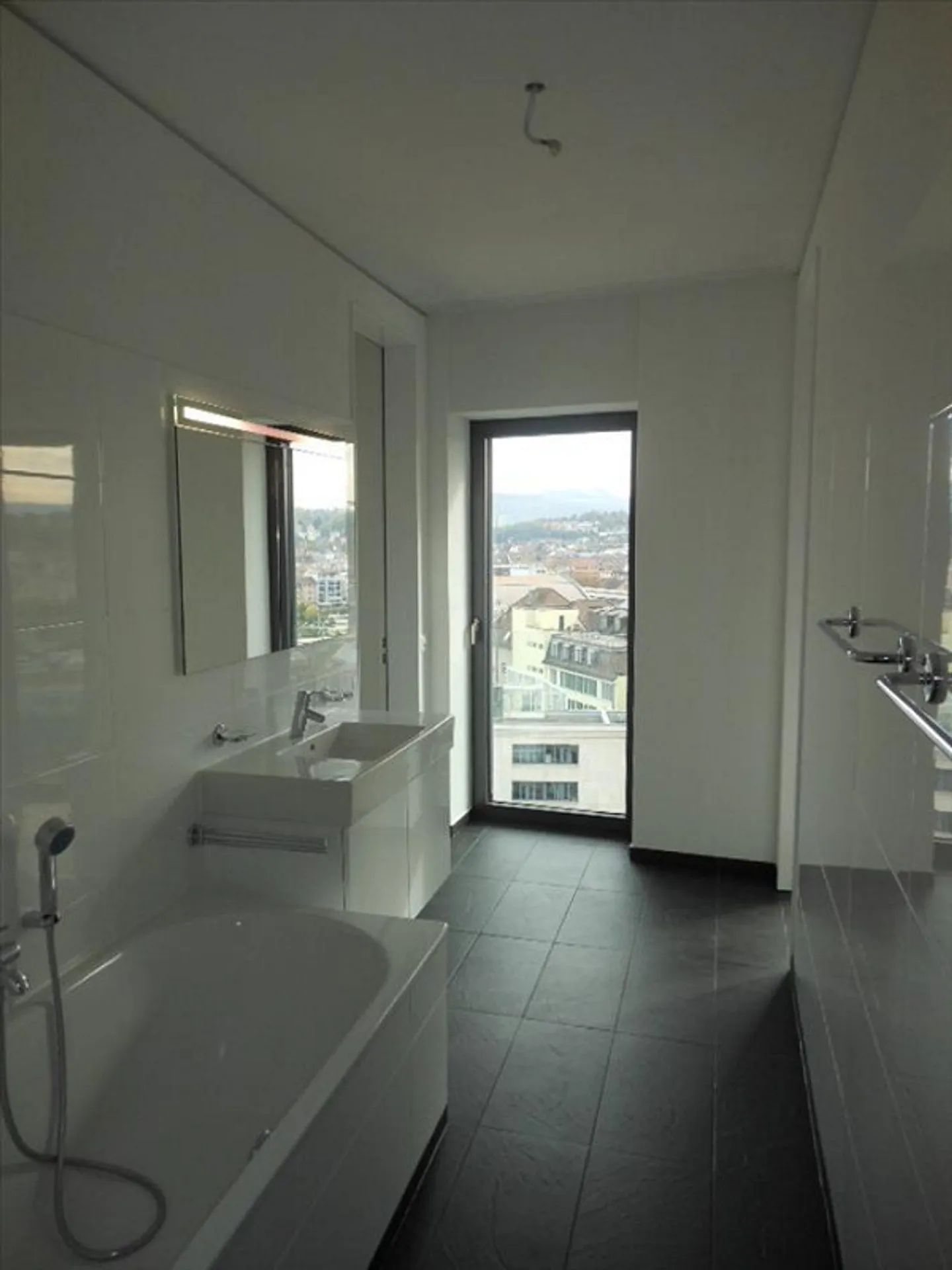 Luxuswohnung mit Stadtblick - Foto 4 von 7