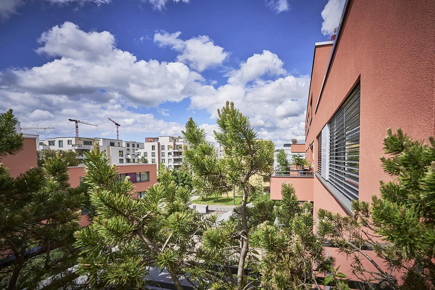 Appartement spacieux de 4,5 pièces dans un emplacement idéal - Photo 12 sur 12