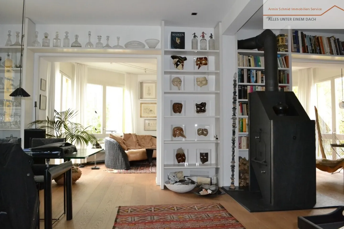 Charmantes Familienhaus mit Garten - Foto 2 von 17