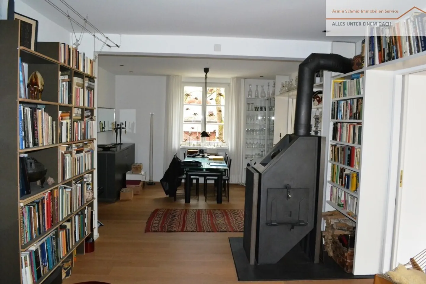 Charmantes Familienhaus mit Garten - Foto 4 von 17