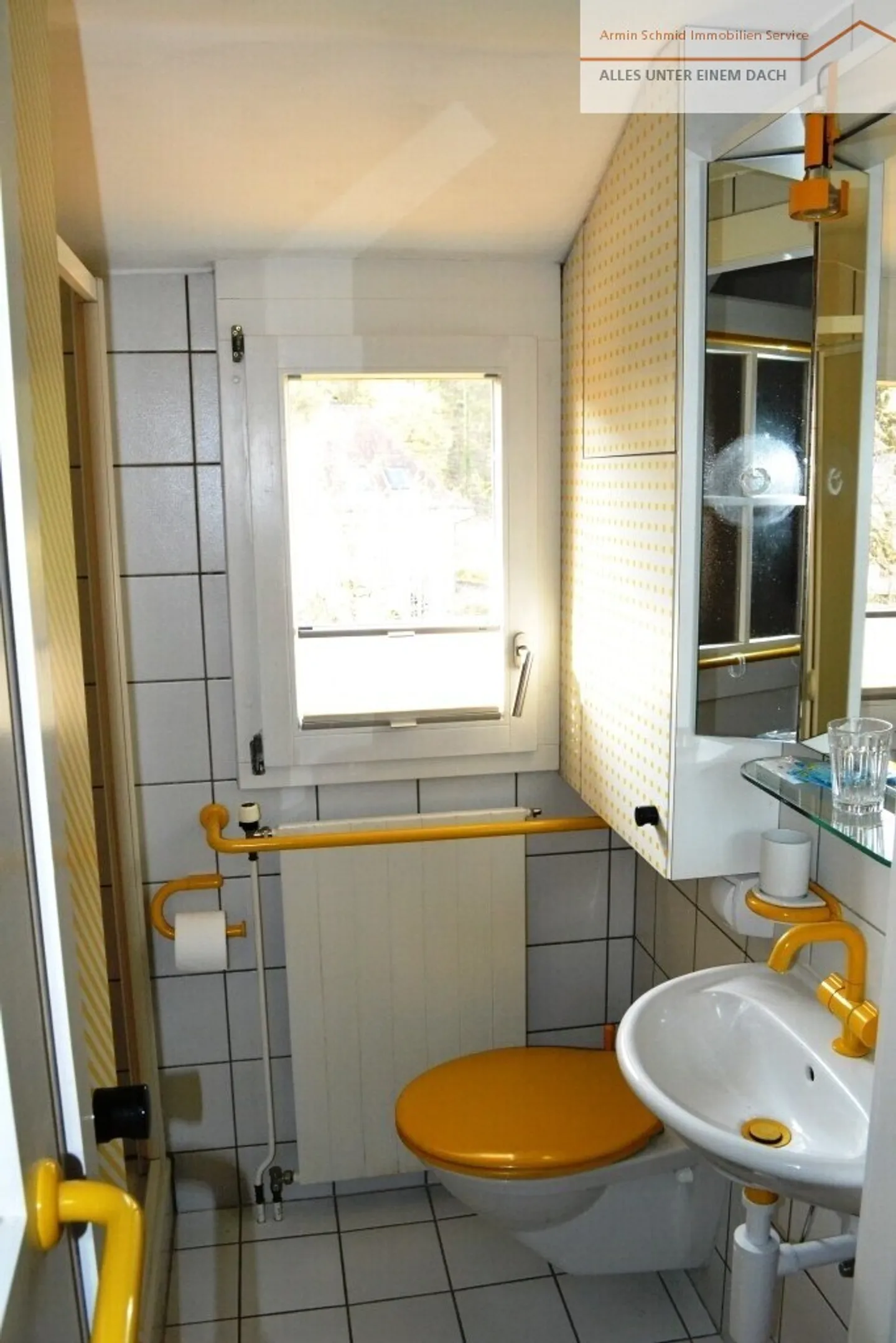 Charmantes Familienhaus mit Garten - Foto 10 von 17