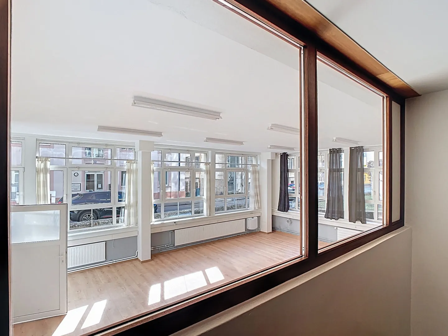 Espaces Commerciaux - Photo 5 sur 12