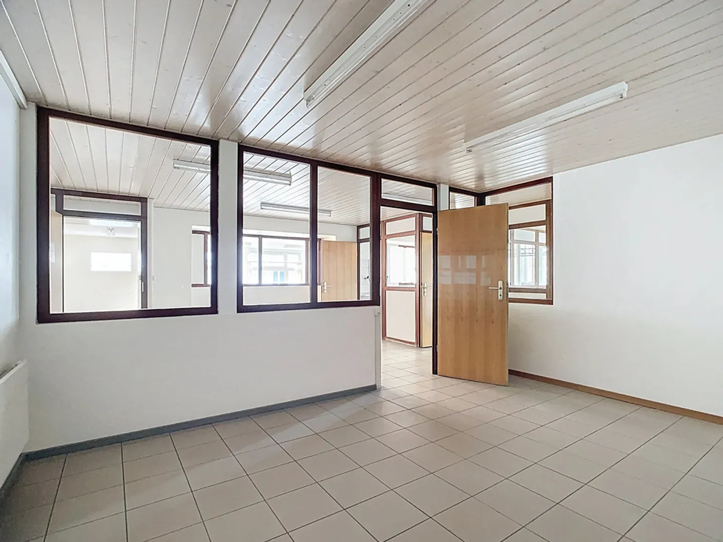 Espaces Commerciaux - Photo 10 sur 12