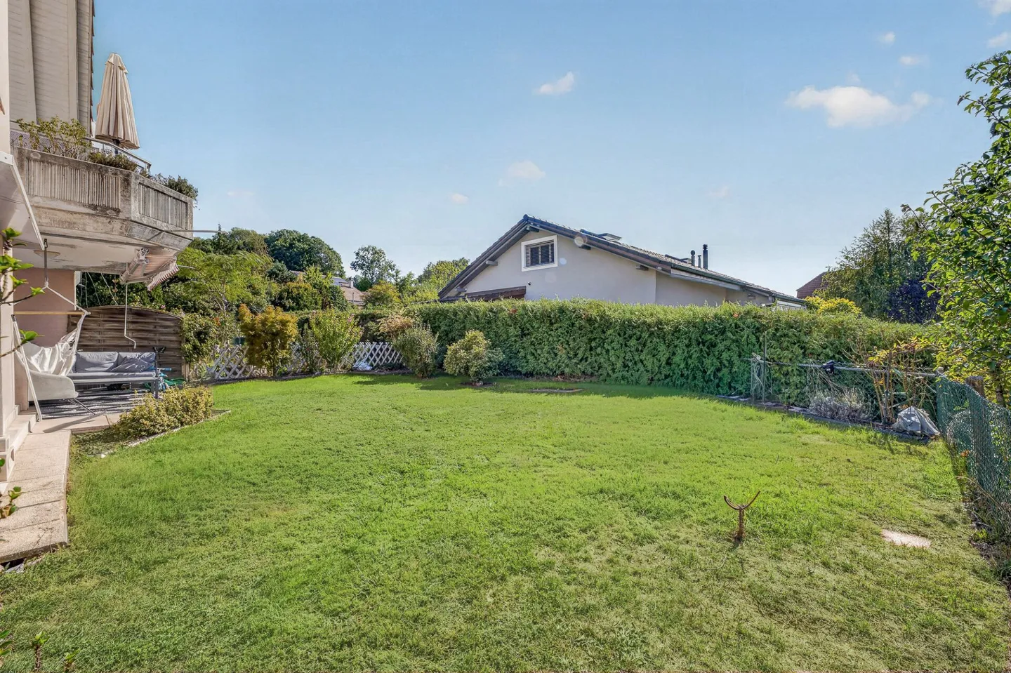 Apartment with garden in Promasens - Photo 6 of 6