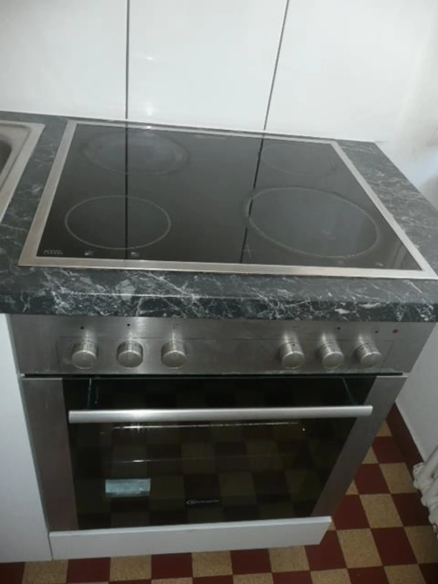 Furnished Studio Apartment Feldbergstrasse near the Rhine - Photo 5 of 7