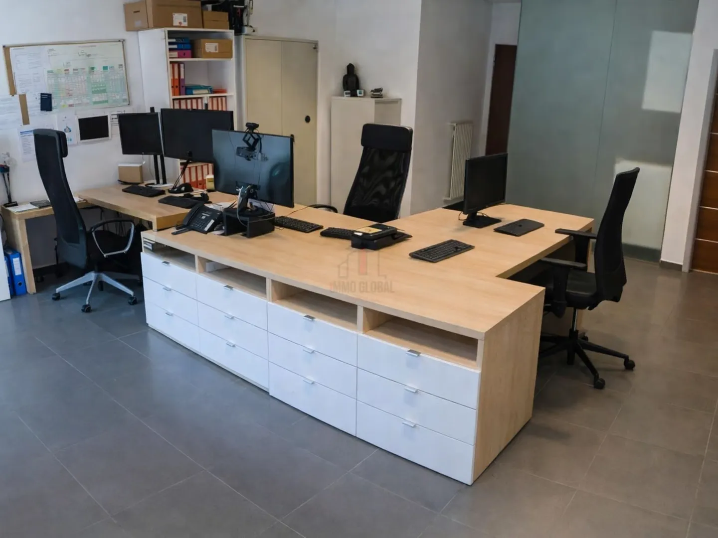 Spazio Ufficio Moderno in Affitto - Foto 3 di 5
