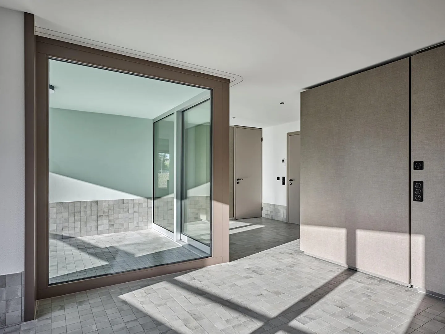 Appartement moderne 3.5 pièces à Kloten-Milan - Photo 4 sur 9