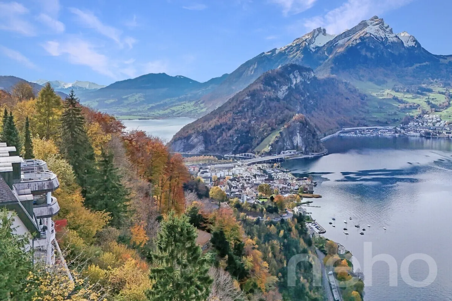 Appartamento affascinante di 3,5 locali con vista mozzafiato sul lago e sulle montagne - Foto 3 di 12