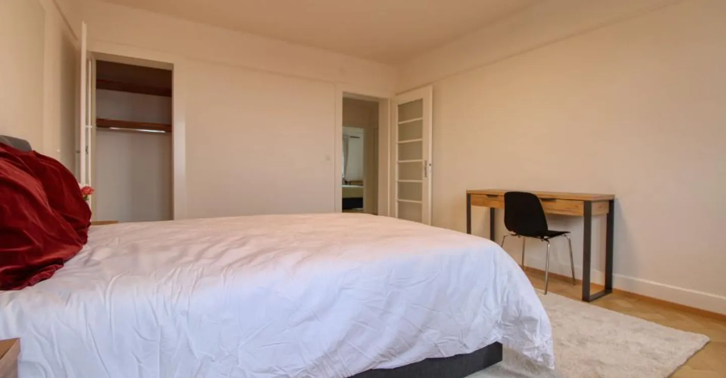 Eine moderne Coliving-Wohnung in der Avenue de France in Lausanne - Foto 2 von 16