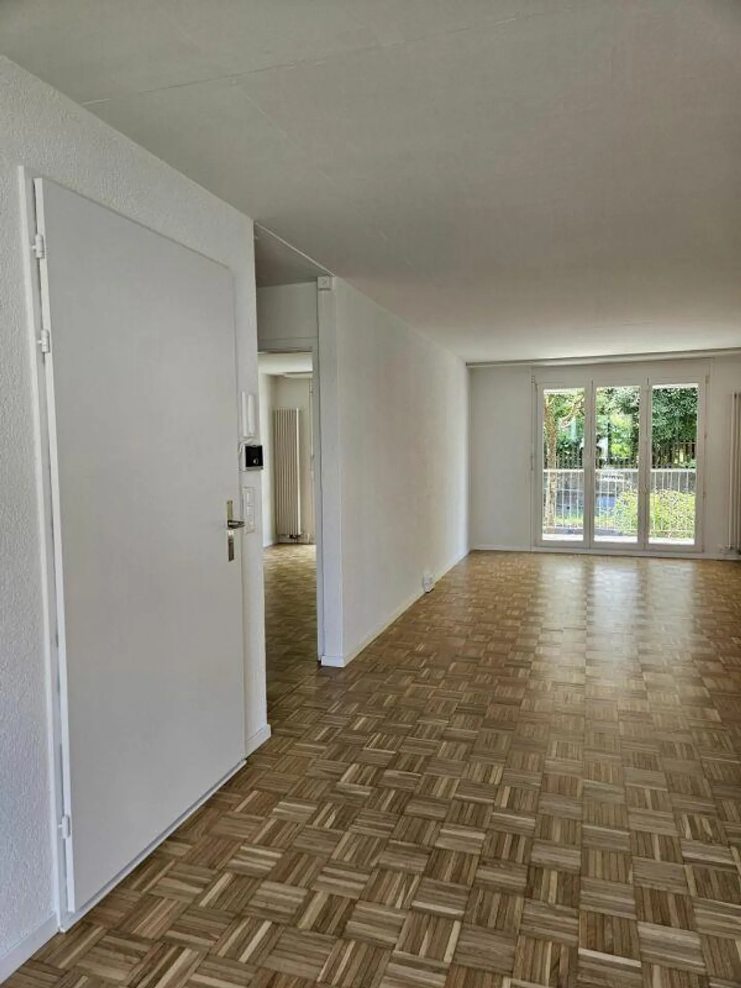 3.5-room apartment with a view of greenery - Photo 4 of 6