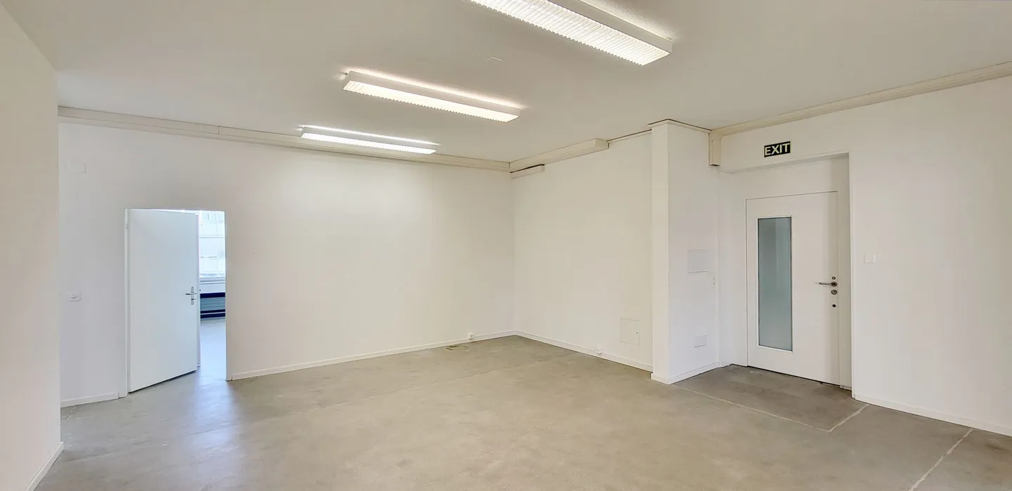 "Bezugsfertige Gewerbefläche mit 1'000 kg/m² Bodenlast!" - Foto 6 von 13