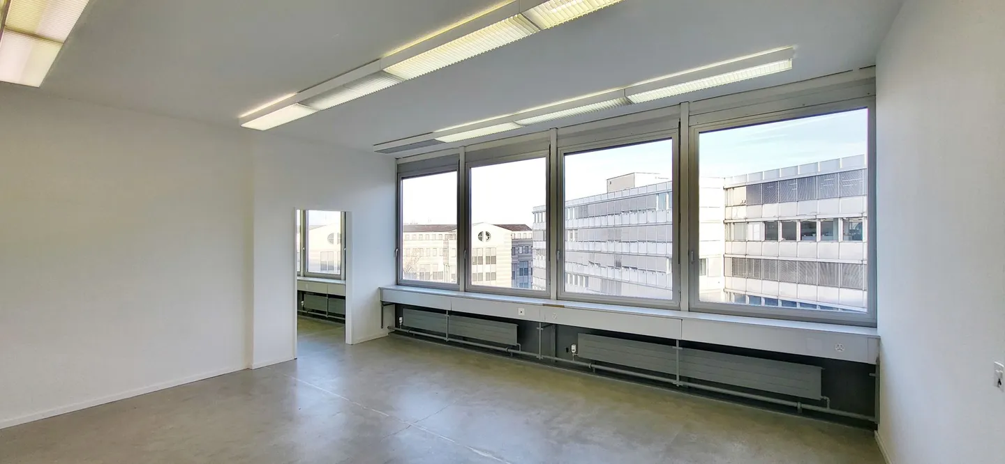 "Bezugsfertige Gewerbefläche mit 1'000 kg/m² Bodenlast!" - Foto 9 von 13