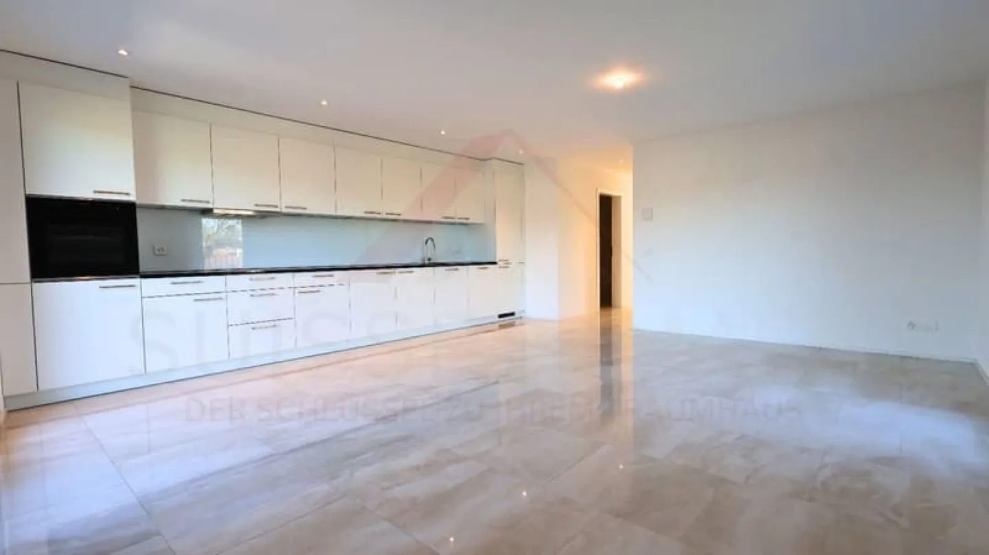 Living with a View - Modern 3.5-Room Penthouse Apartment in Gurmels with 45 m² Terrace - Photo 2 of 11