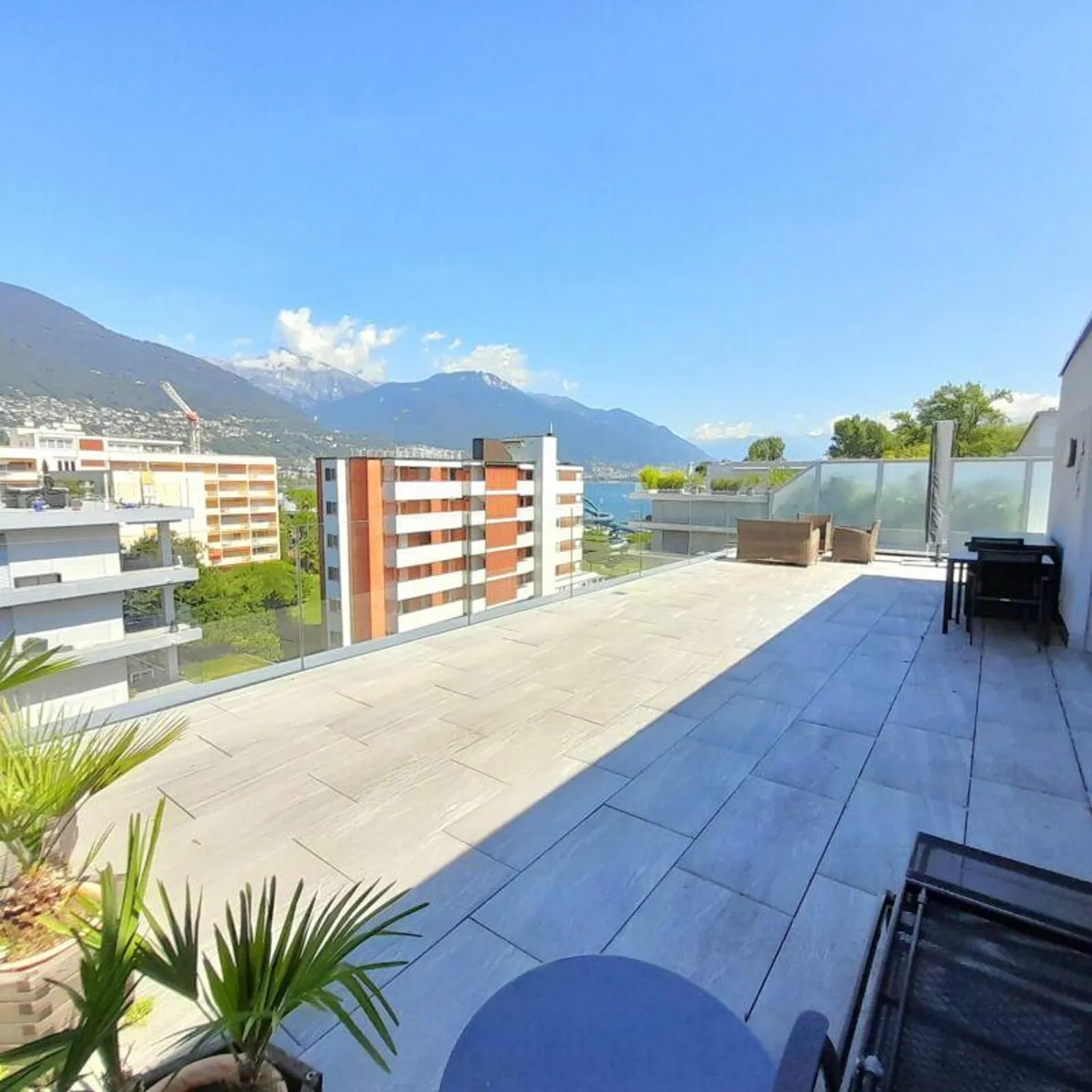 Fabulous duplex penthouse in Locarno - Parcolago Residence - Photo 5 of 12
