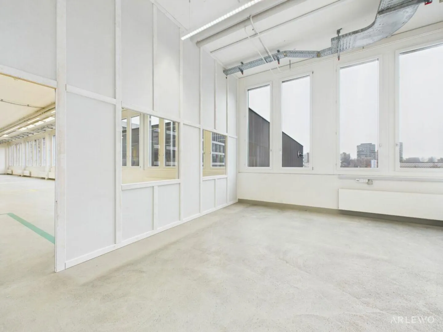 Large commercial space with many usage possibilities - Photo 17 of 21
