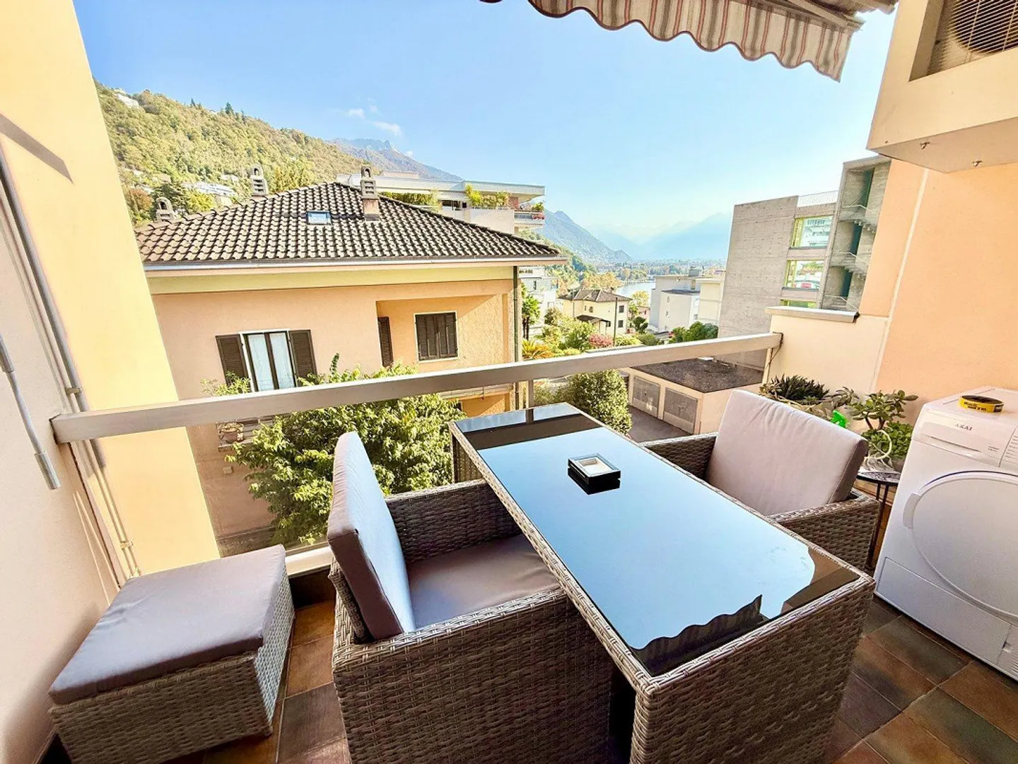 3.5 close to the lake / second residence - Photo 2 of 19