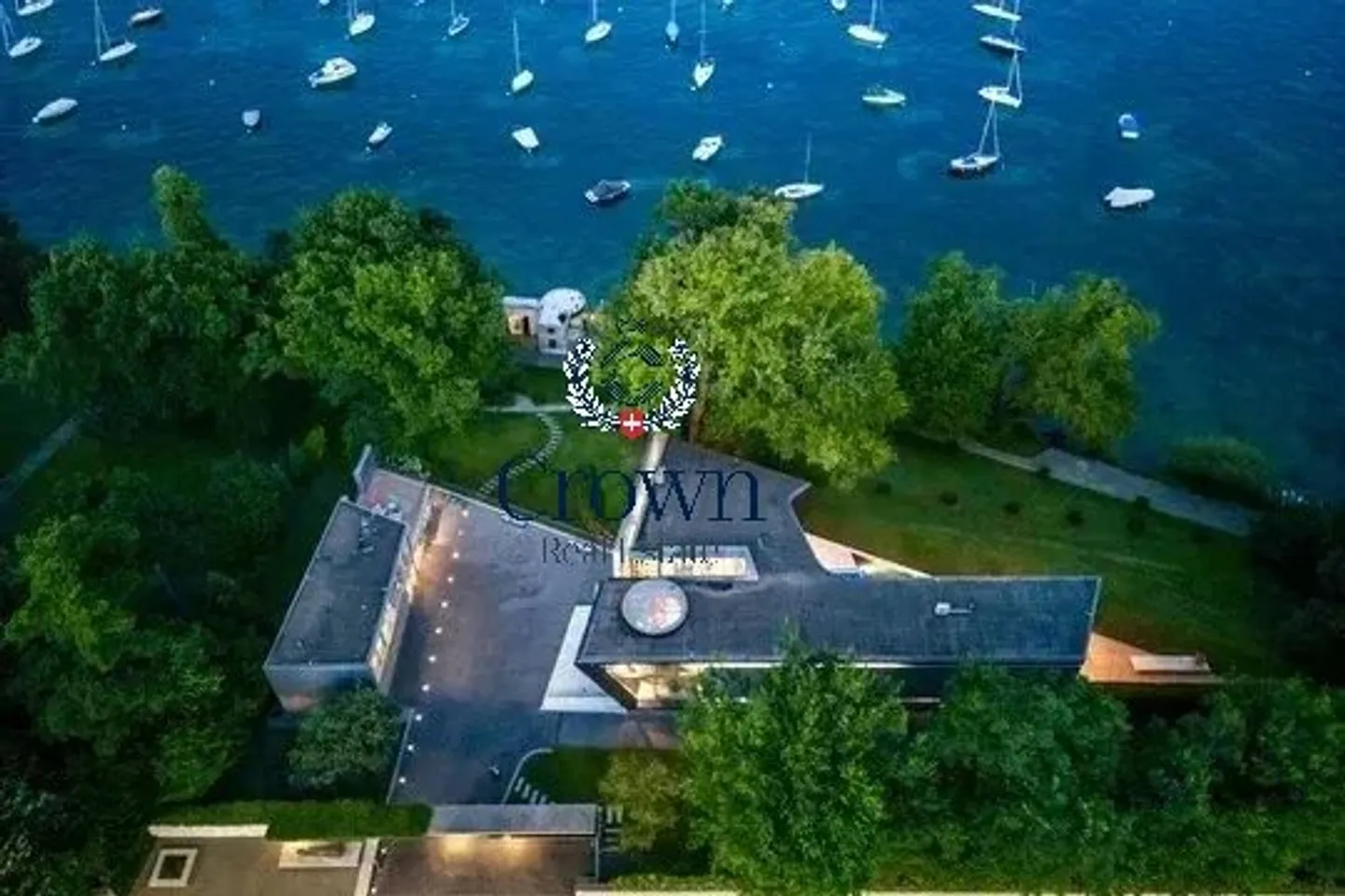 Contemporary Villa by Lake Geneva - Photo 6 of 64